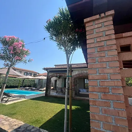 Viola - Mit Istrischem Charme In Visnjan, Kroatien Villa